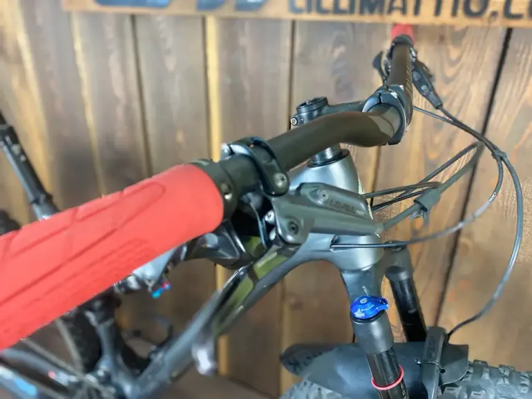 Used Specialized Camber 2017 Mountainbike — image 8 of 11