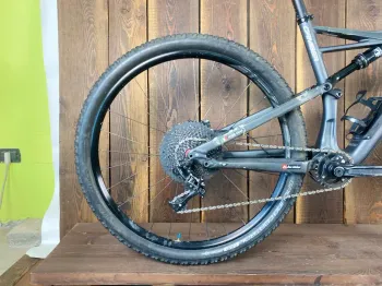 Used Specialized Camber 2017 Mountainbike — image 3 of 11