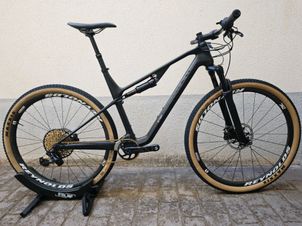 Canyon - Lux CF SLX 9.0 2020, 2020