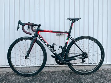 Colnago V3RS PATINS UAE EMIRATES 2020 Road & Gravel d'occasion — image 2 sur 6