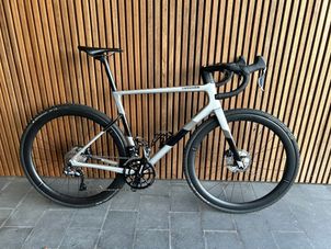 Cannondale - SuperSix EVO Carbon Disc Ultegra Di2 2023, 2023