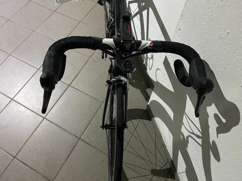 Used Scott Scott Custom SRAM Red 2019 Road & Gravel, Black — image 3 of 6