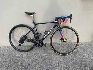 Colnago - V4Rs Disc Ultegra Di2 8100 w/Fulcrum Racing 600 Wheels 2023, 2023