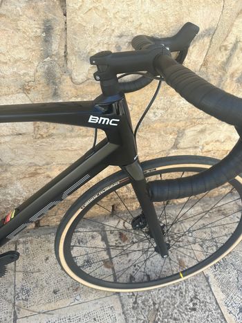 Used BMC Roadmachine FIVE 2023 2023 Road & Gravel, Black — image 4 of 11