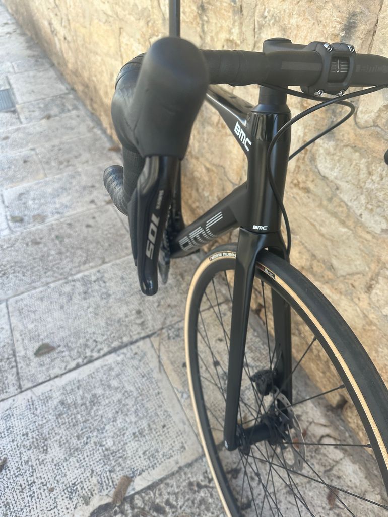 Used BMC Roadmachine FIVE 2023 2023 Road & Gravel, Black — image 7 of 11