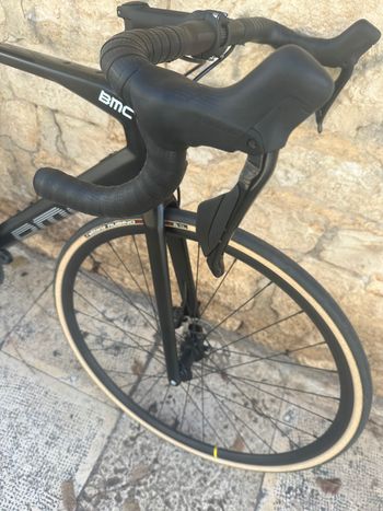 Used BMC Roadmachine FIVE 2023 2023 Road & Gravel, Black — image 10 of 11
