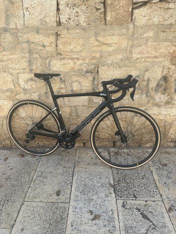 Used BMC Roadmachine FIVE 2023 2023 Road & Gravel, Black — image 1 of 11