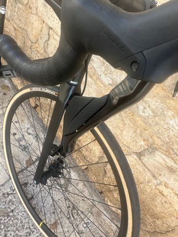 Used BMC Roadmachine FIVE 2023 2023 Road & Gravel, Black — image 3 of 11
