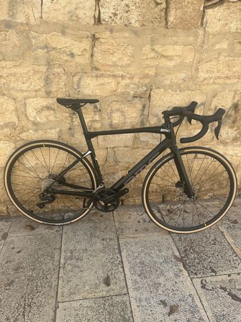 Used BMC Roadmachine FIVE 2023 2023 Road & Gravel, Black — image 2 of 11