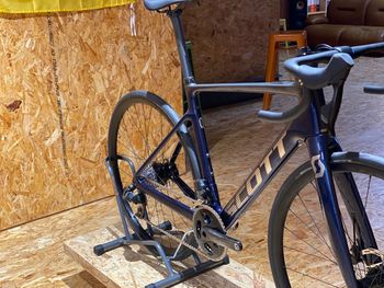 Used Scott Addict eRIDE 20 2023 2023 Road & Gravel, Blue — image 4 of 5