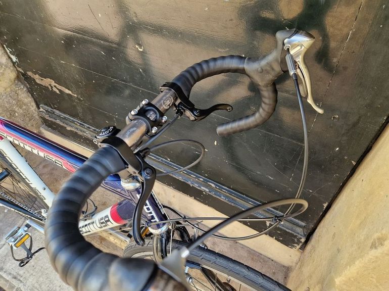 Used Scott USA 2000 Road & Gravel — image 3 of 4