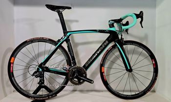 Bianchi, OLTRE XR4 CV S.RECORD 11 speed
