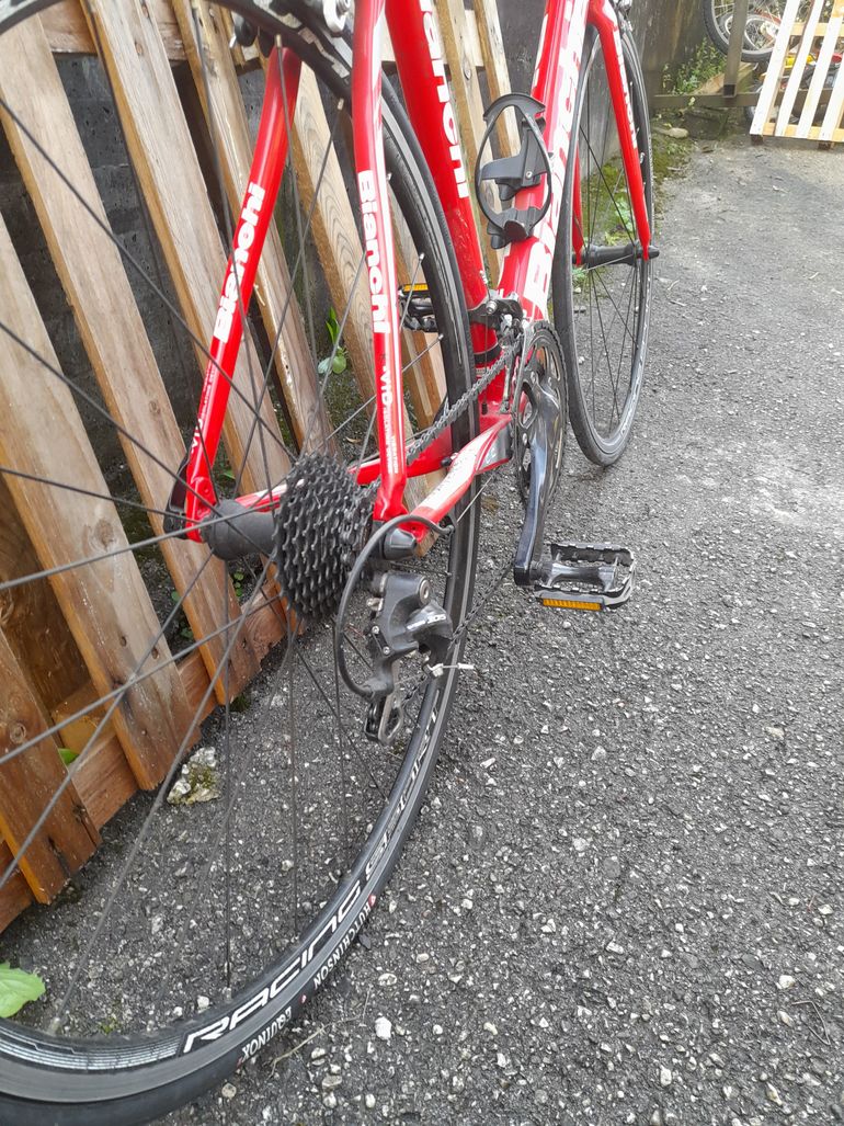 Used Bianchi Intenso 105 Compact 2014 2014 Road & Gravel, Red — image 3 of 3