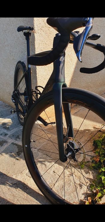 Used Specialized Sl7 tarmac disque di2 2020 Road & Gravel, Verde — image 2 of 4
