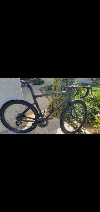 Used Specialized Sl7 tarmac disque di2 2020 Road & Gravel, Verde — image 4 of 4
