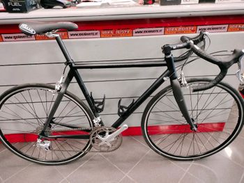 Used Pinarello Corsa Opera 2009 Road & Gravel — image 1 of 8