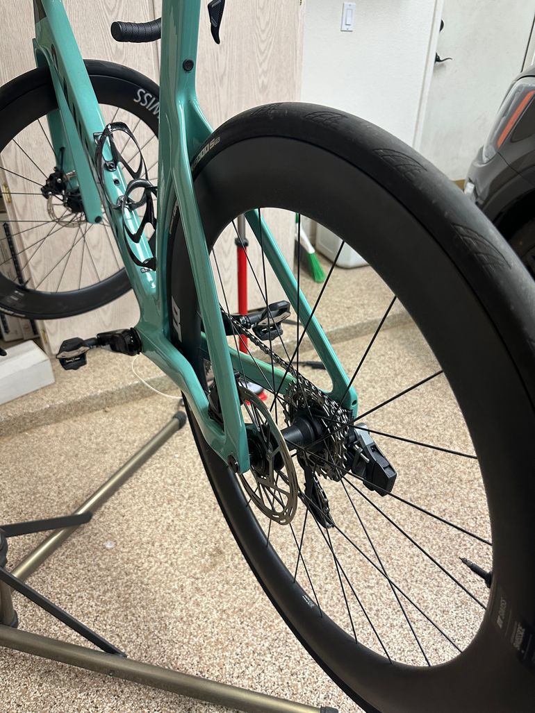 Used Canyon Aeroad CF SLX 7 eTap 2024 2024 Road & Gravel, Blue — image 2 of 3