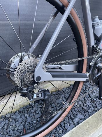 Used Canyon Grizl CF SL 8 2022 Road & Gravel, Light Gray — image 3 of 6
