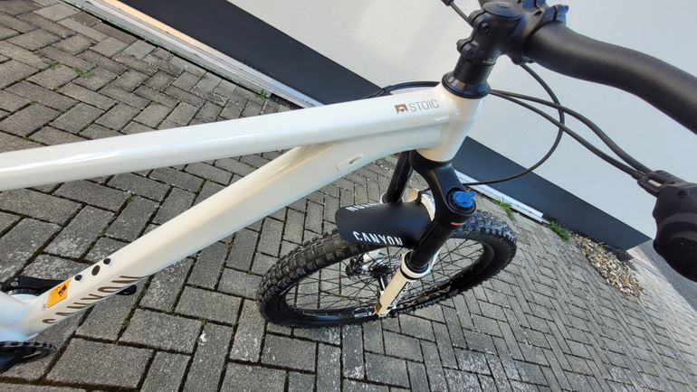 Used Canyon Stoic 2 2022 Mountainbike, shop.filter.color.1 — image 4 of 6