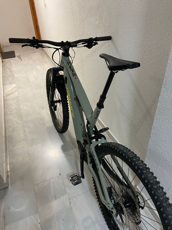 Commencal META POWER 29 ESSENTIAL 2021 2021 Mountainbike usato, Verde — immagine 5 di 7