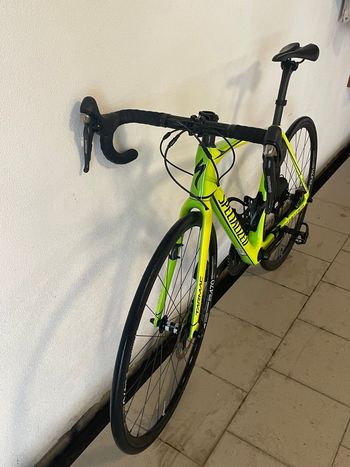 Used Specialized Tarmac Expert Disc 2017 2017 Road & Gravel, Green — image 4 of 5