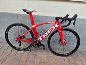 Trek - Madone SLR 8 Disc 2019, 2019