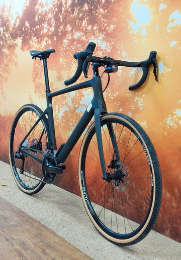 Cannondale Synapse Carbon 2 LE 2022 2022 Road & Gravel usato, Nero — immagine 4 di 4