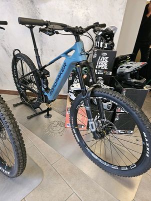 Mondraker - CRUSHER R 2024, 2024