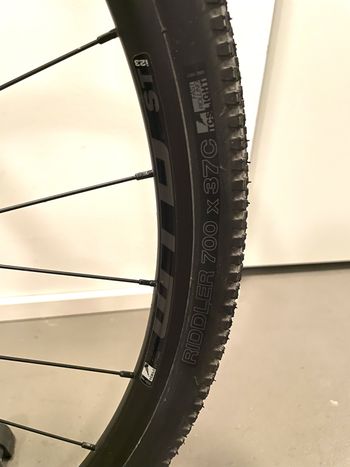 Used Cannondale Topstone 105 2020 Road & Gravel, shop.filter.color.1 — image 4 of 12