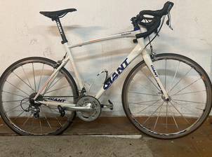 Giant - Defy Advanced 0 2010, 2010