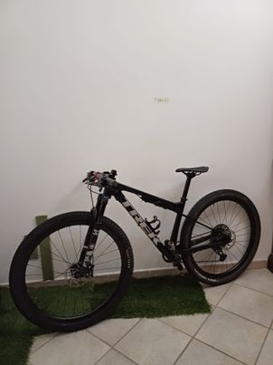 Trek - Supercaliber 9.8 GX 2022, 2022