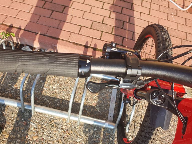 Used Merida ONE-TWENTY 3000 2021 Mountainbike, Red — image 8 of 10