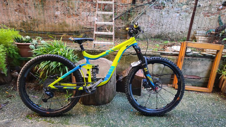 Used Giant Reign 27.5 2 2016 2016 Mountainbike, Blu — image 9 of 15