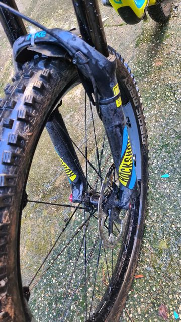 Used Giant Reign 27.5 2 2016 2016 Mountainbike, Blue, 27.5 — image 12 of 15