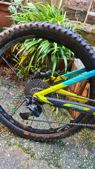 Used Giant Reign 27.5 2 2016 2016 Mountainbike, Blue, 27.5 — image 10 of 15
