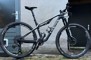 Canyon - Lux CF SL 8.0 2020, 2020