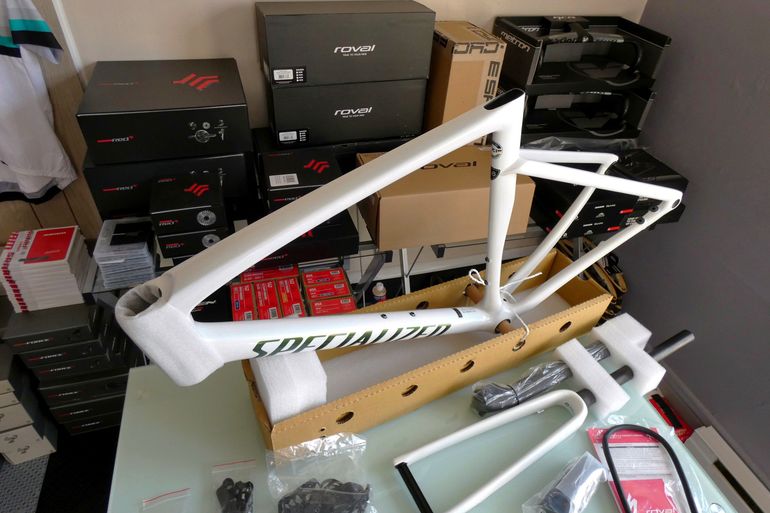 Used Specialized Tarmac SL7 Frameset 2022 2022 Road & Gravel, White — image 12 of 33