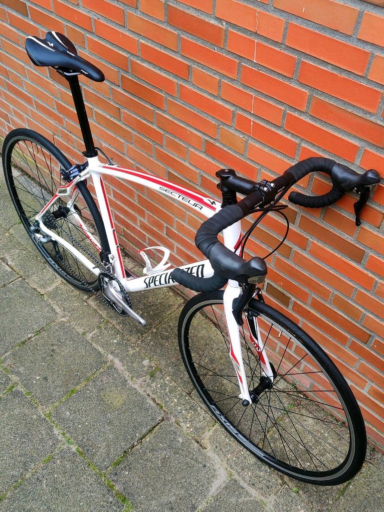 Specialized Secteur Sport used in L buycycle BG