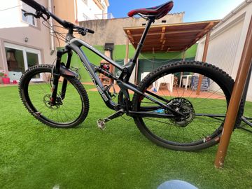 Intense CARBINE PRO 2019 2019 Mountainbike usato, Nero — immagine 2 di 4