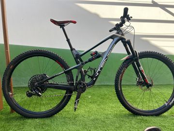 Brugt Intense CARBINE PRO 2019 2019 MTB