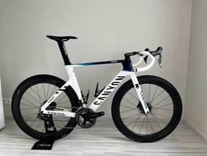 Canyon - Aeroad CFR Disc Di2 2023, 2023