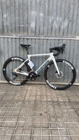 Bianchi - 105 A LA CARTA, 2025