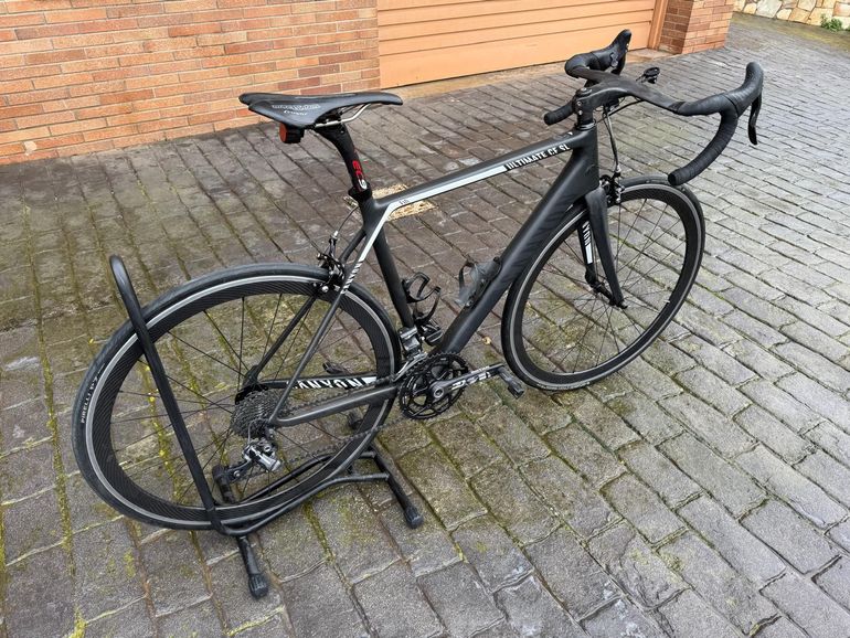 Canyon Ultimate CF EVO 10.0 SL used in M buycycle