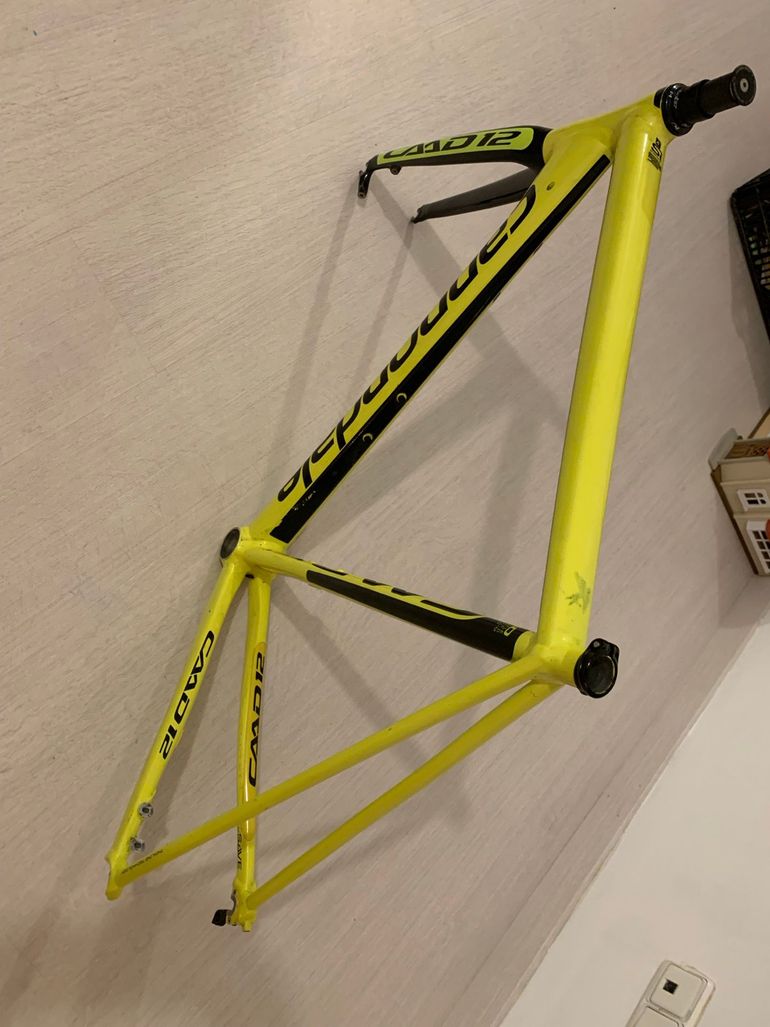 Cannondale CAAD12 105 used in 56 cm buycycle