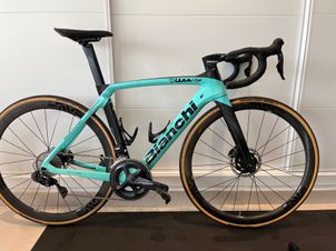 Bianchi - Oltre XR4 - Ultegra Di2, 2019