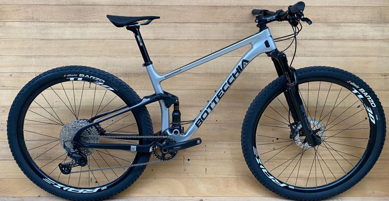 Used Bottecchia Gardena 29 2022 Mountainbike, Light Gray — image 1 of 10