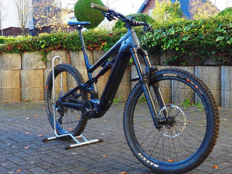 Used Canyon Torque:ON 7 2022 2022 Mountainbike, Schwarz, 27.5 — image 2 of 5