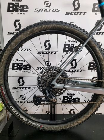 Used Scott Scale 920 2022 2022 Mountainbike, Light Gray, 29 — image 2 of 11