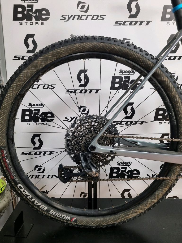 Used Scott Scale 920 2022 2022 Mountainbike, Light Gray, 29 — image 2 of 11