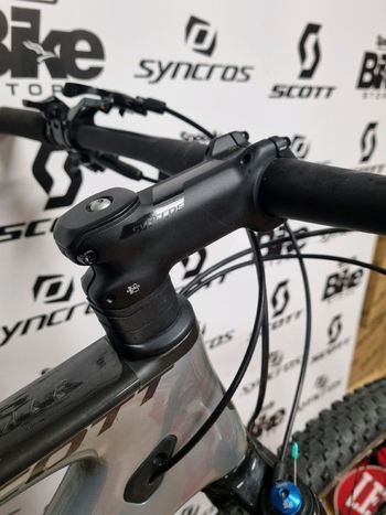 Used Scott Scale 920 2022 2022 Mountainbike, Light Gray, 29 — image 8 of 11